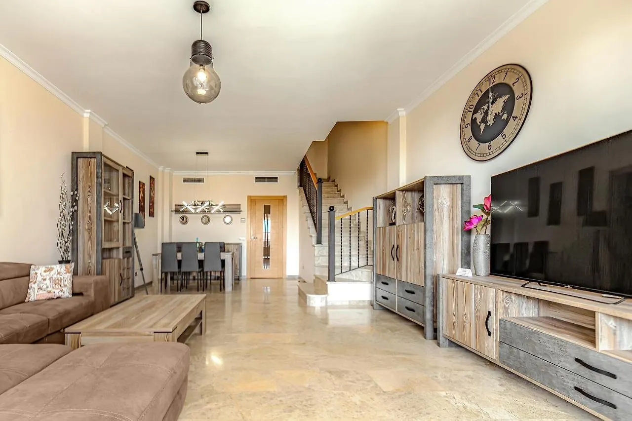Spacious Ocean View Family Townhouse Puerto de Santiago  Spanien