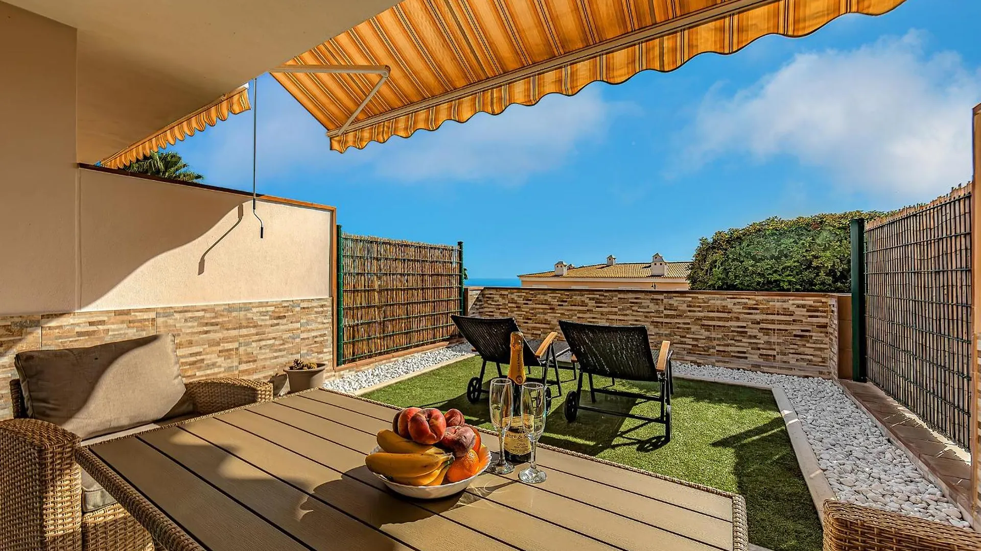 Spacious Ocean View Family Townhouse Puerto de Santiago  Puerto de Santiago (Tenerife)